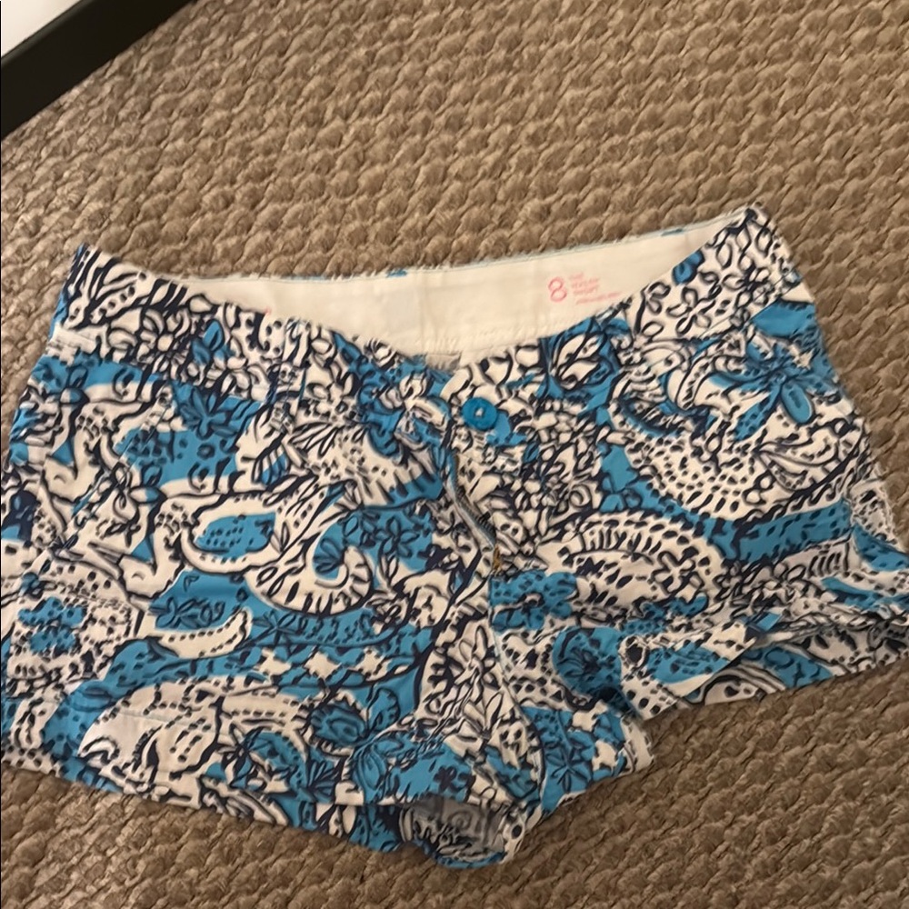 Lilly Pulitzer Blue and White Patterned Women Shorts